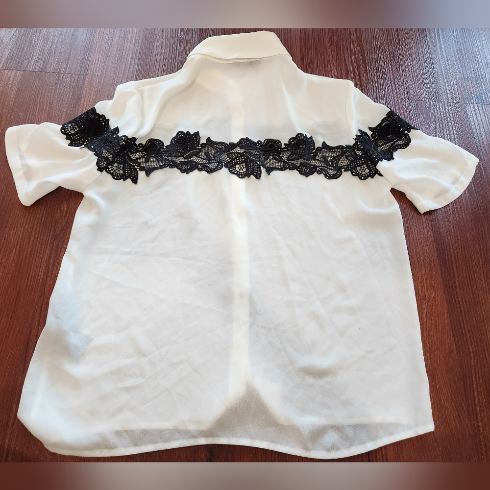 The Kooples Sutton Elegant White and Black Lace Insert Crepe Women's Top Bold - Picture 7 of 12